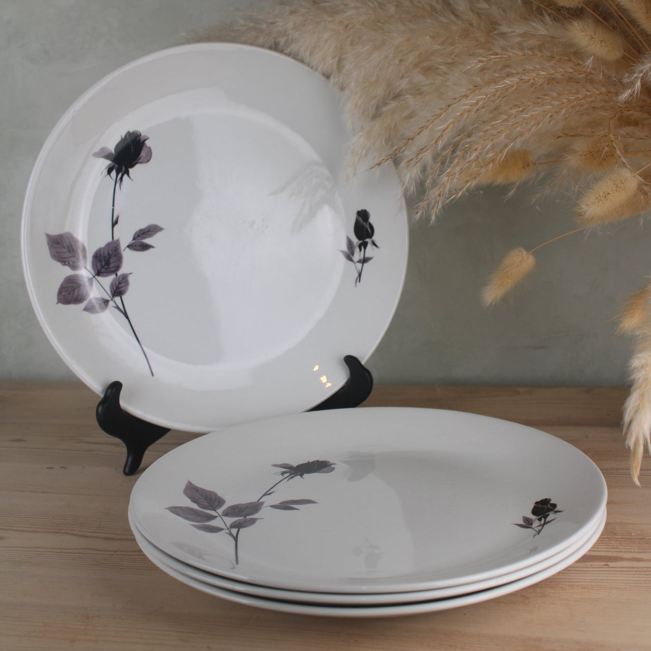 Set of 4 British Anchor ‘Romance’ dinner plates