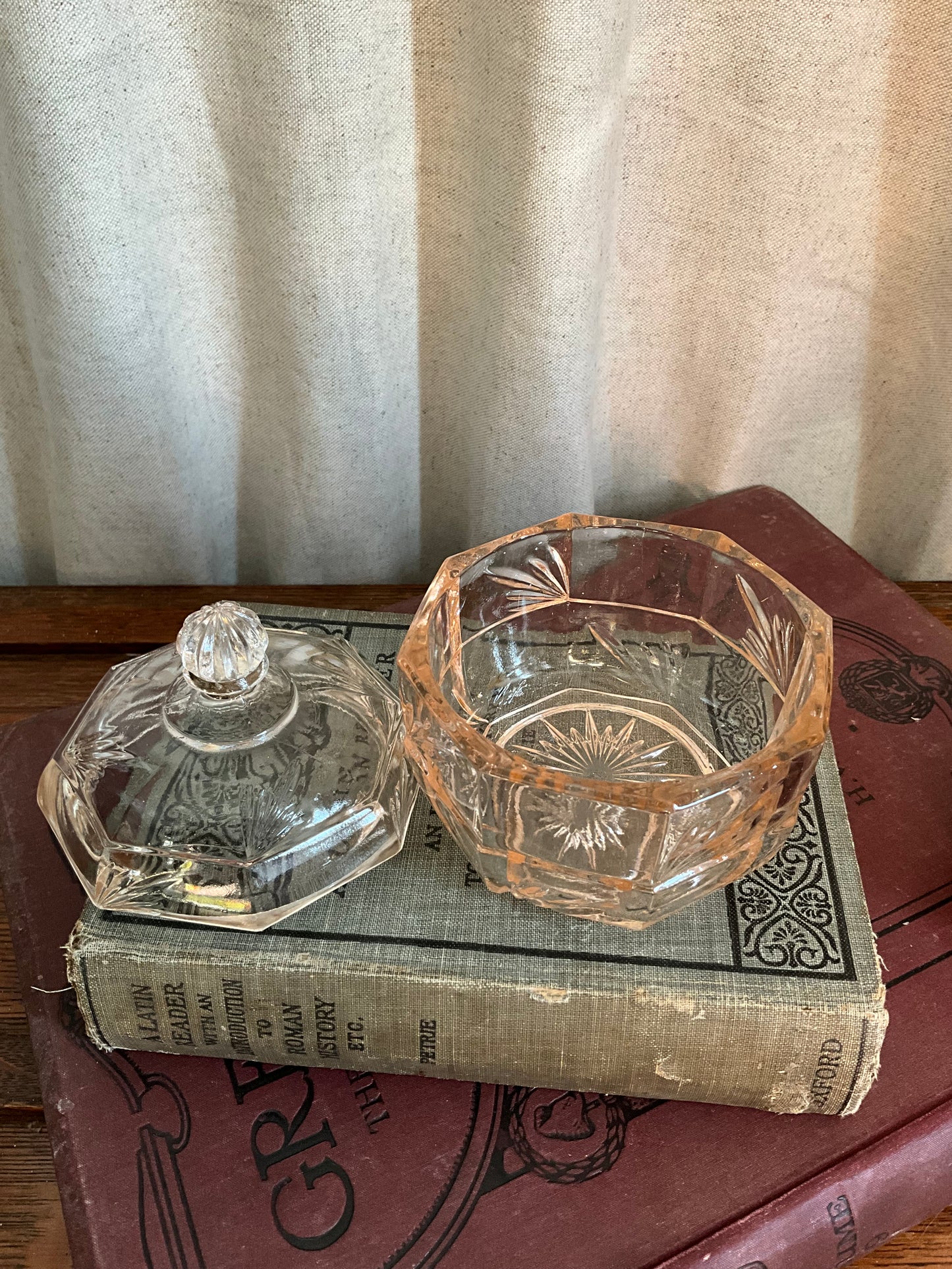 Retro pink glass dressing table candy dish