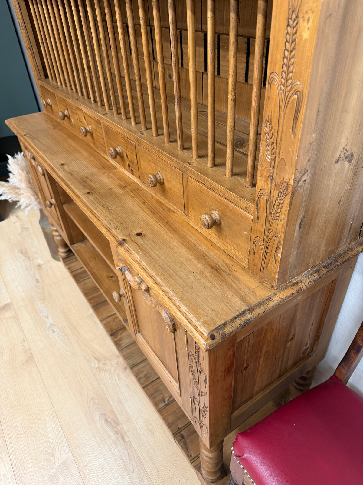 Stunning X-Large solid pine kitchen dresser