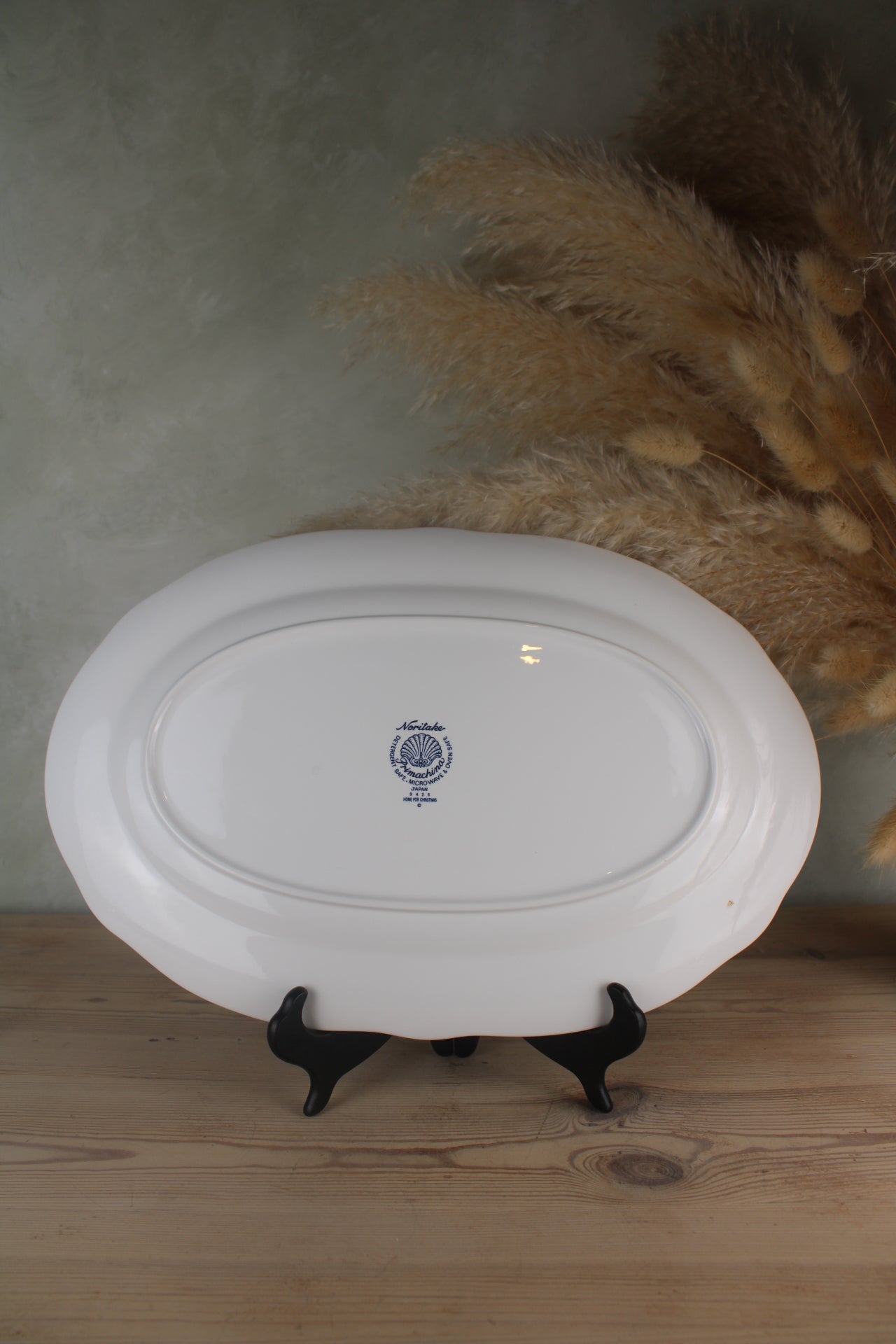 Noritake Primachina ‘Home for Christmas’ serving platter