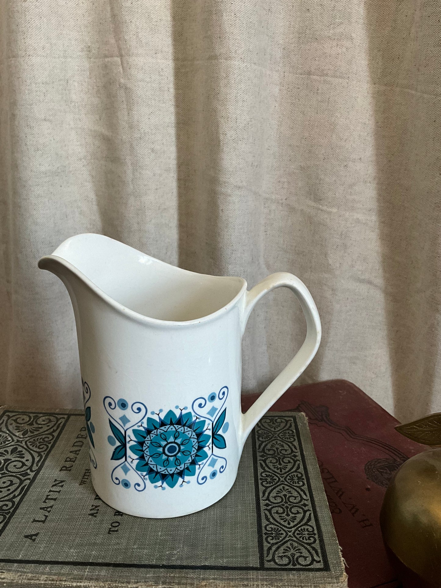 Vintage Johnson bros gravy sauce jug