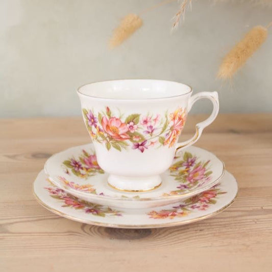 Colclough Wayside Teacup Trio