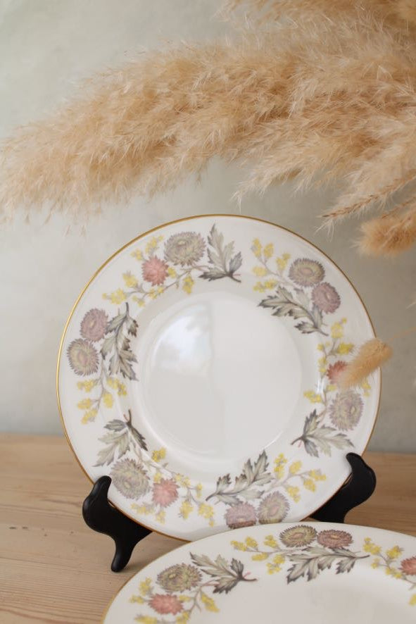 Set of 4 Wedgwood Lichfield Large Side Plates