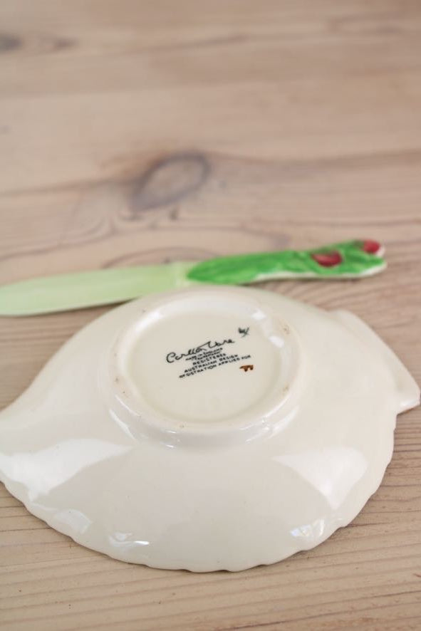 Carlton Ware Leaf Bowl and Knife Set