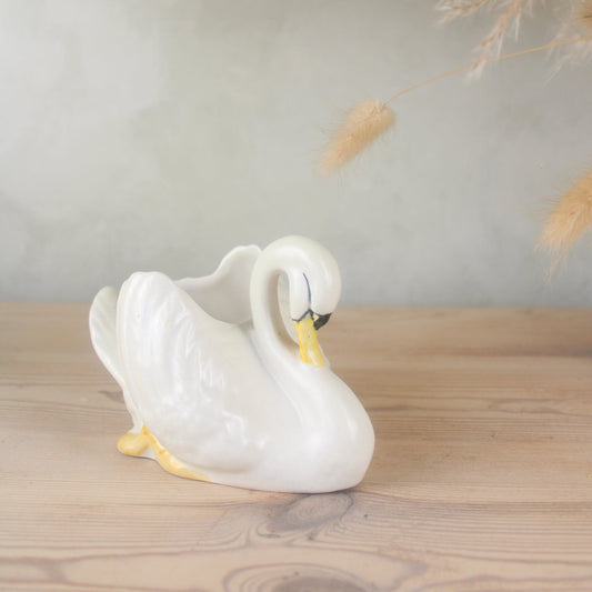 White Portuguese Swan Plant Pot