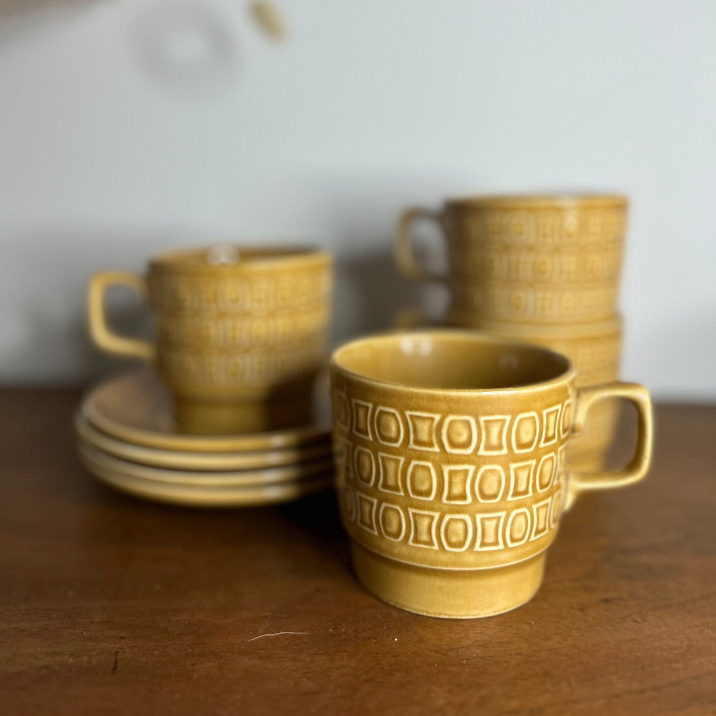 Set of 4 Tams Retro Cups and Saucers in Mustard