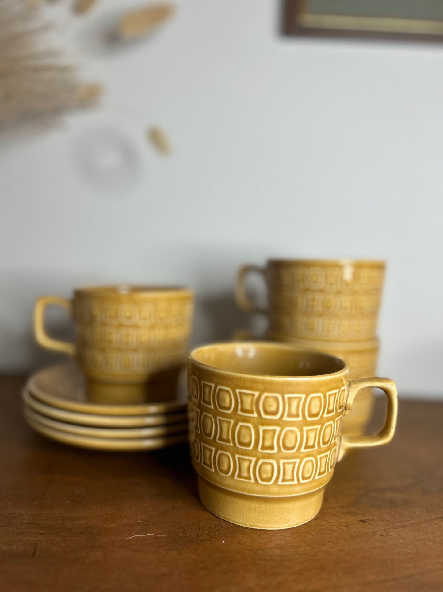 Set of 4 Tams Retro Cups and Saucers in Mustard