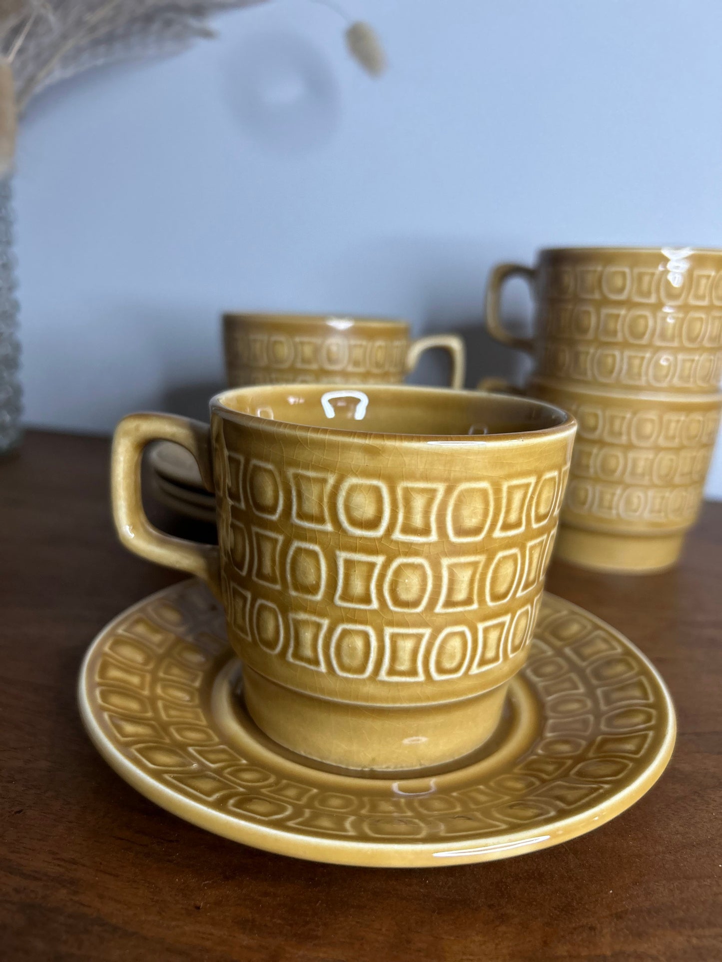 Set of 4 Tams Retro Cups and Saucers in Mustard