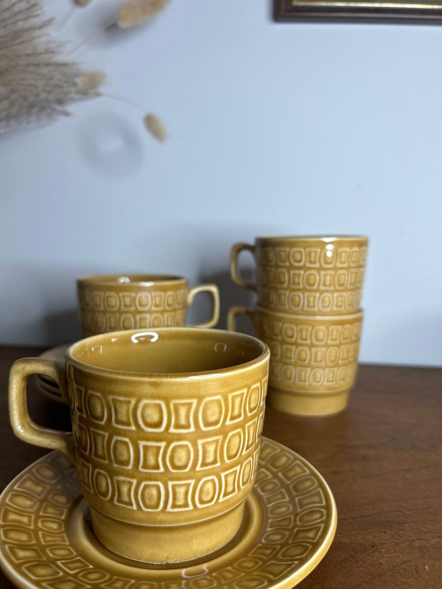 Set of 4 Tams Retro Cups and Saucers in Mustard