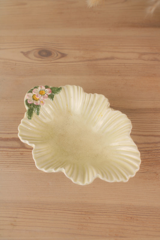 Sylvac 1919 Pastel Yellow Trinket Dish