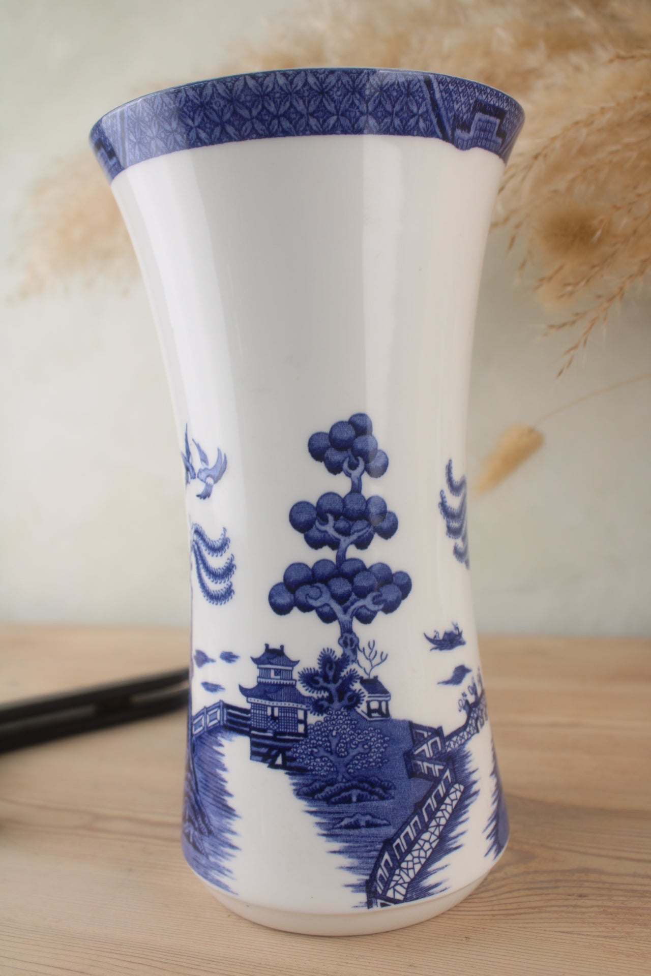 Booths ‘Real Old Willow’ Blue and White Vase
