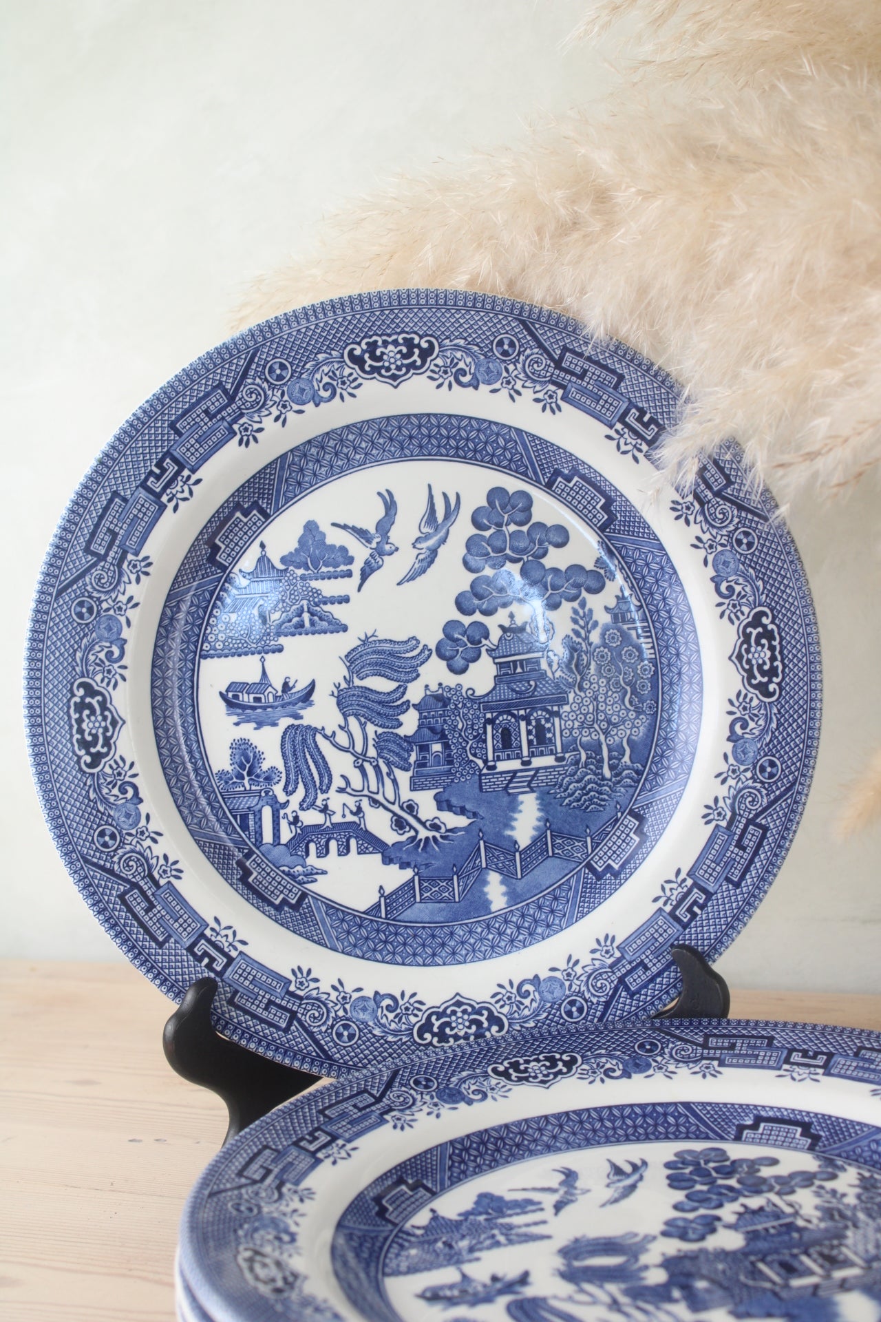 Set of 4 Old Willow Blue and White Dinner Plates