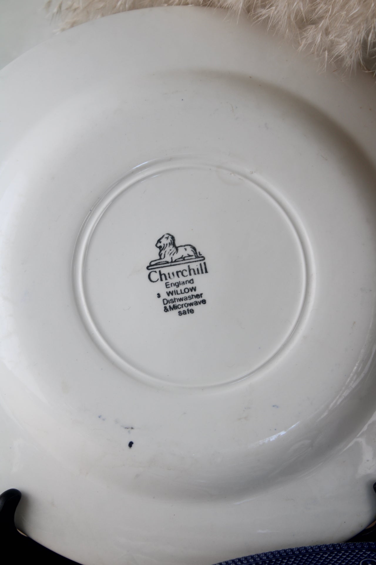 Set of 4 Old Willow Blue and White Dinner Plates