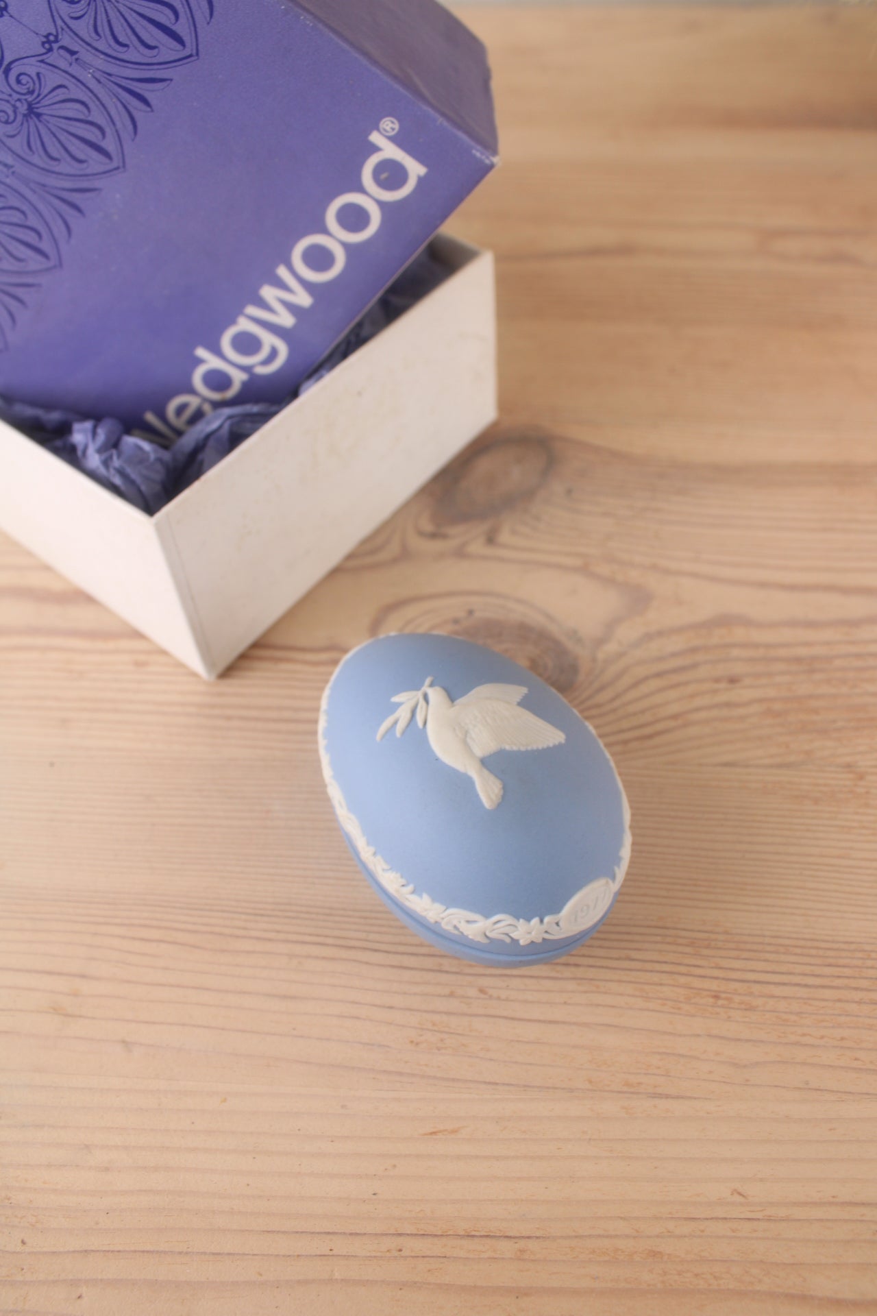 Wedgewood Blue Jasperware Egg 1977