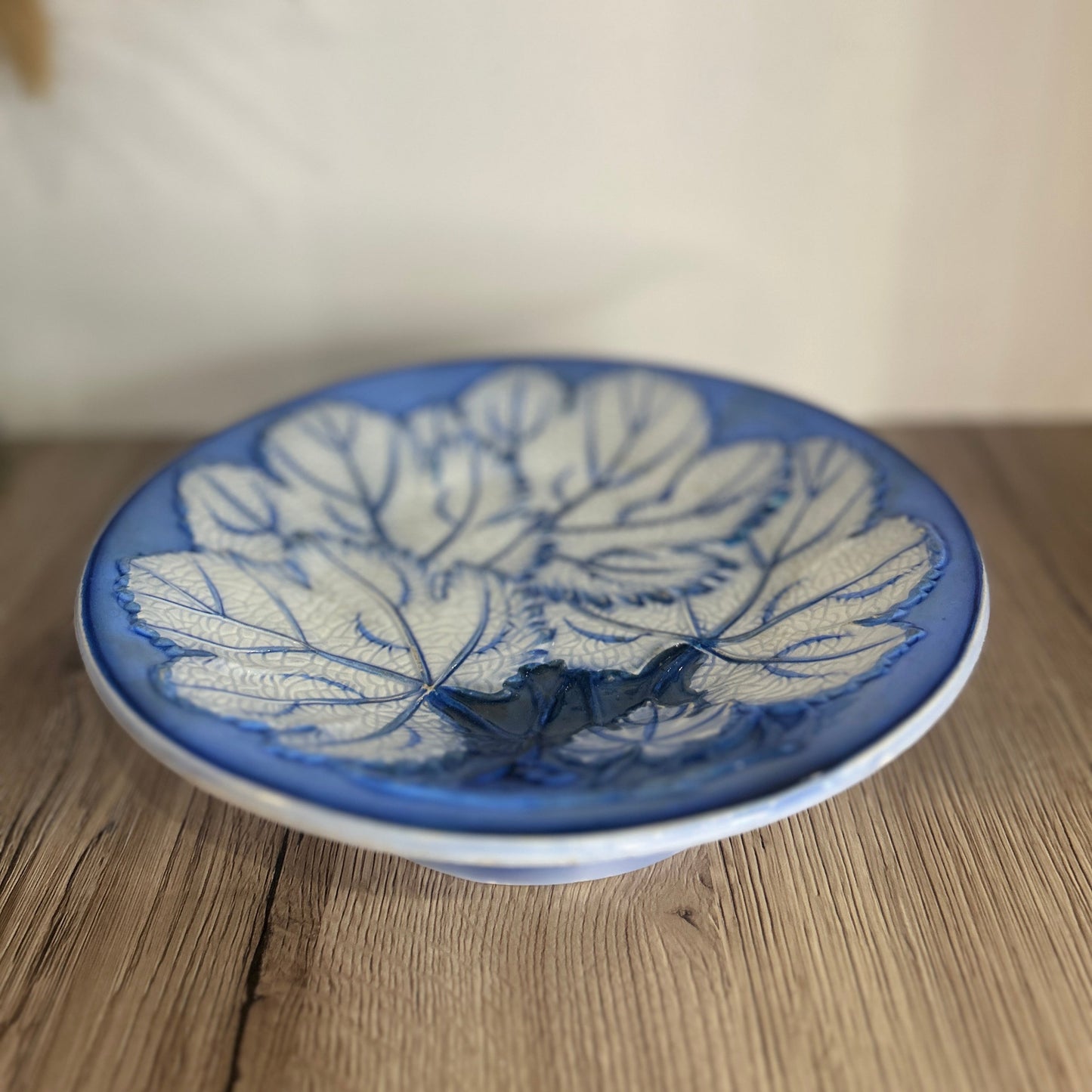 Pearlware Blue and White Leaf Antique Serving Plate