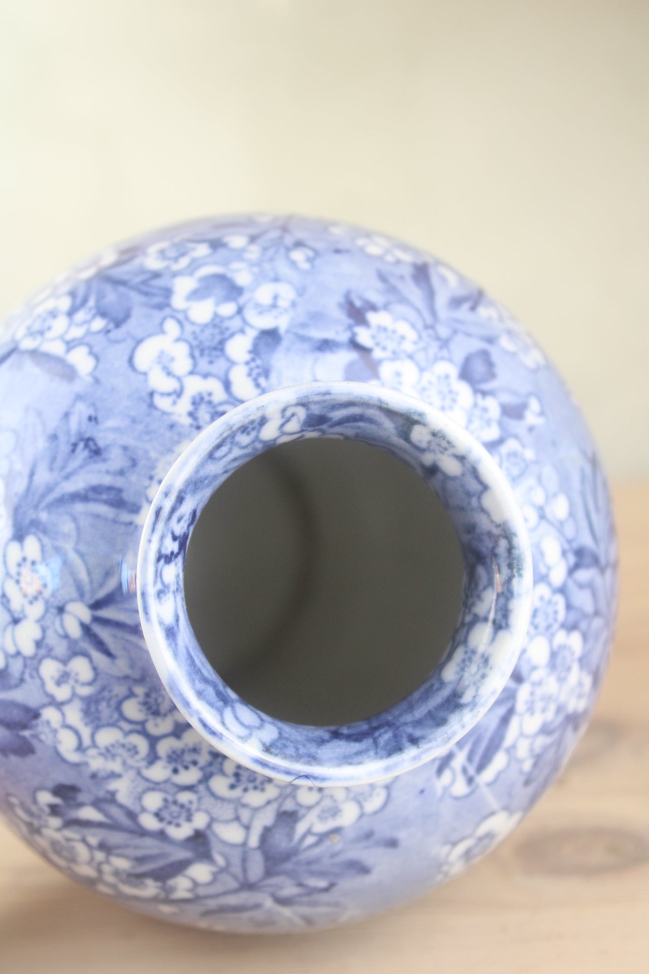 Blue and White Jay Blossom Pottery Vase