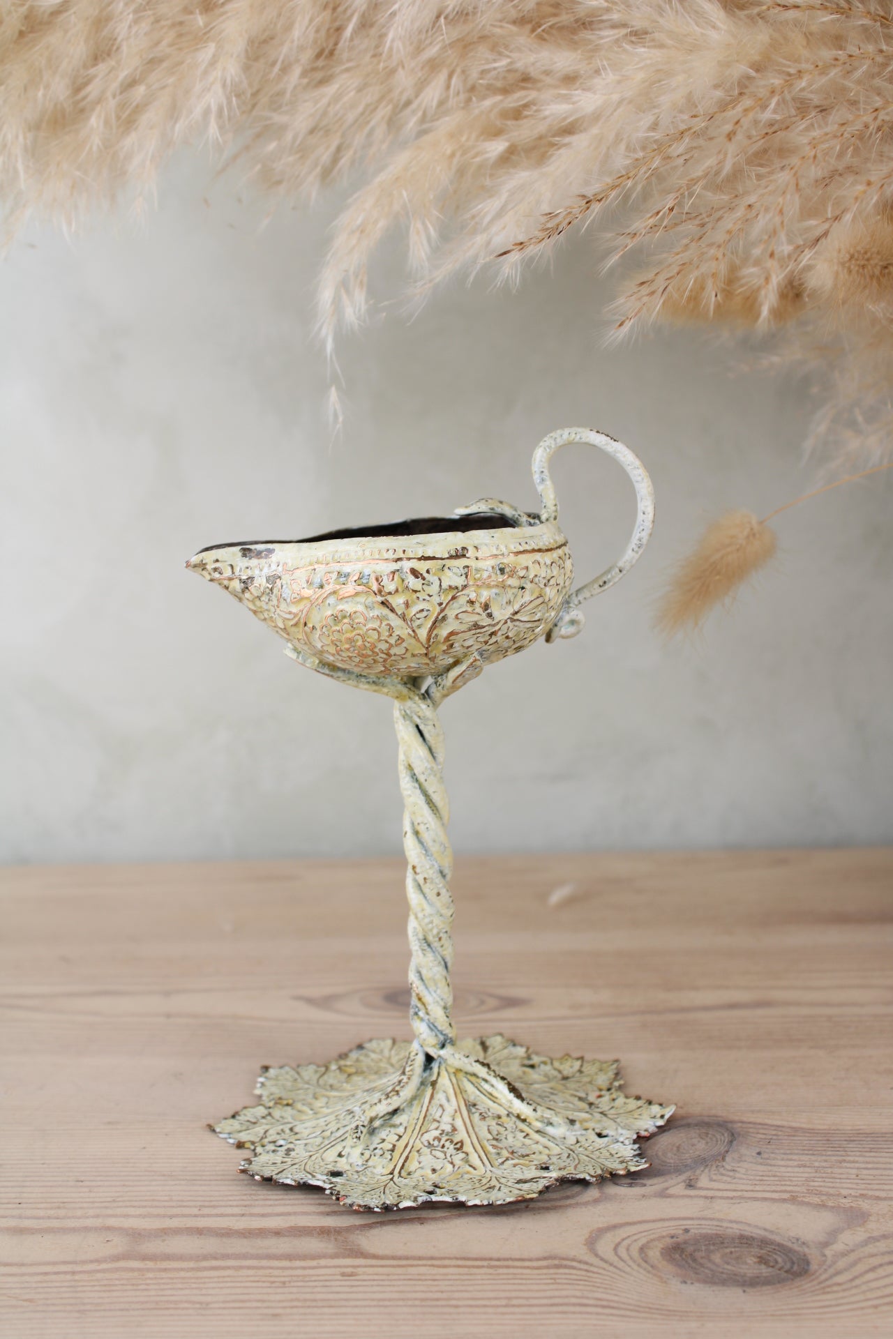 Metal Leaf Candle Holder Stand