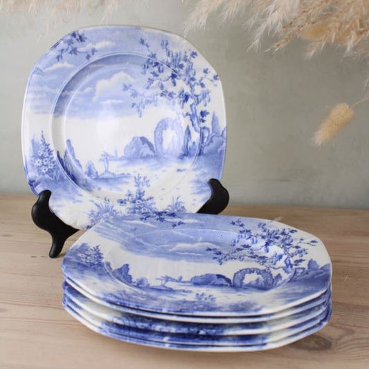 Set of 6 Regal Pottery Palissy ‘Enchanta' Small Dinner Plate