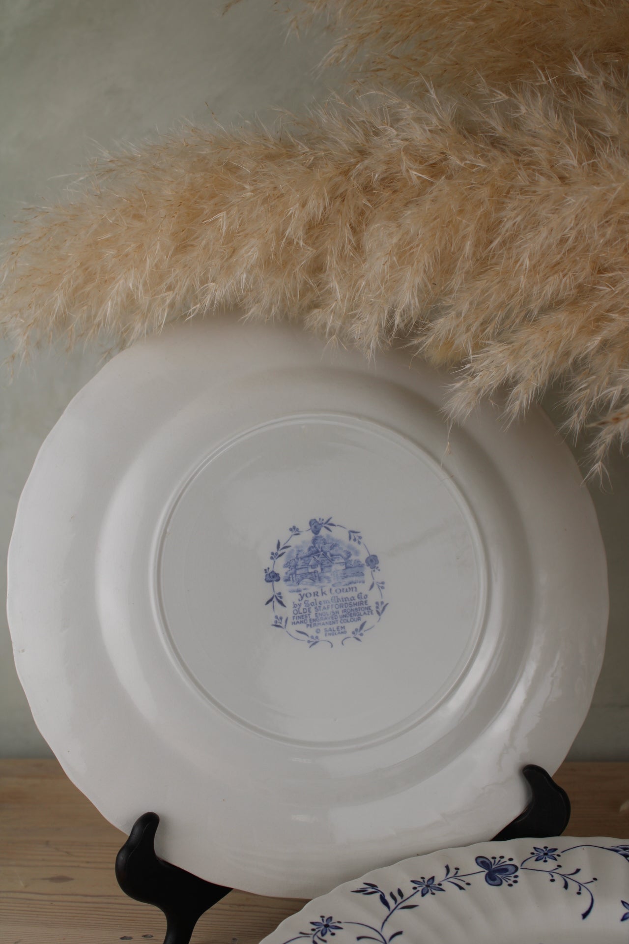 Set of 4 York Town Plates