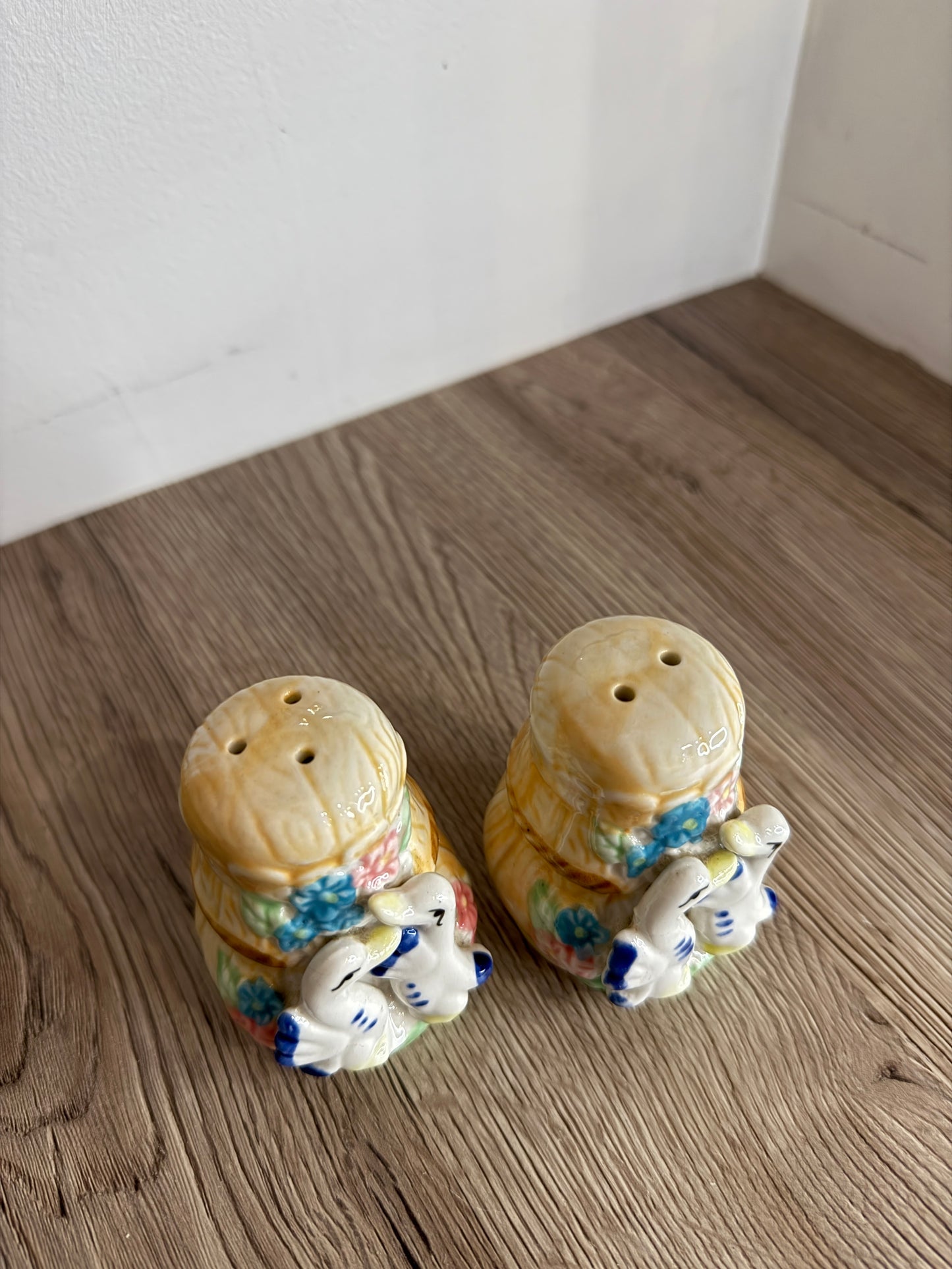 Duck Vintage Salt and Pepper Shakers