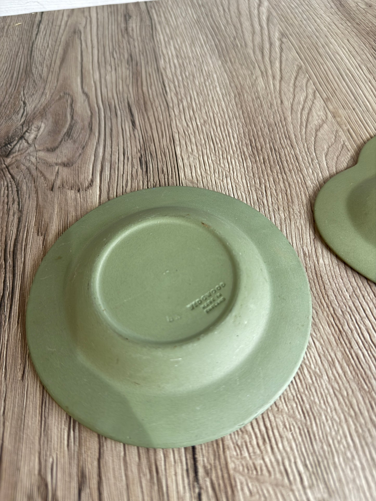 Wedgwood Jasperware Green Heart Plate and Round Plate