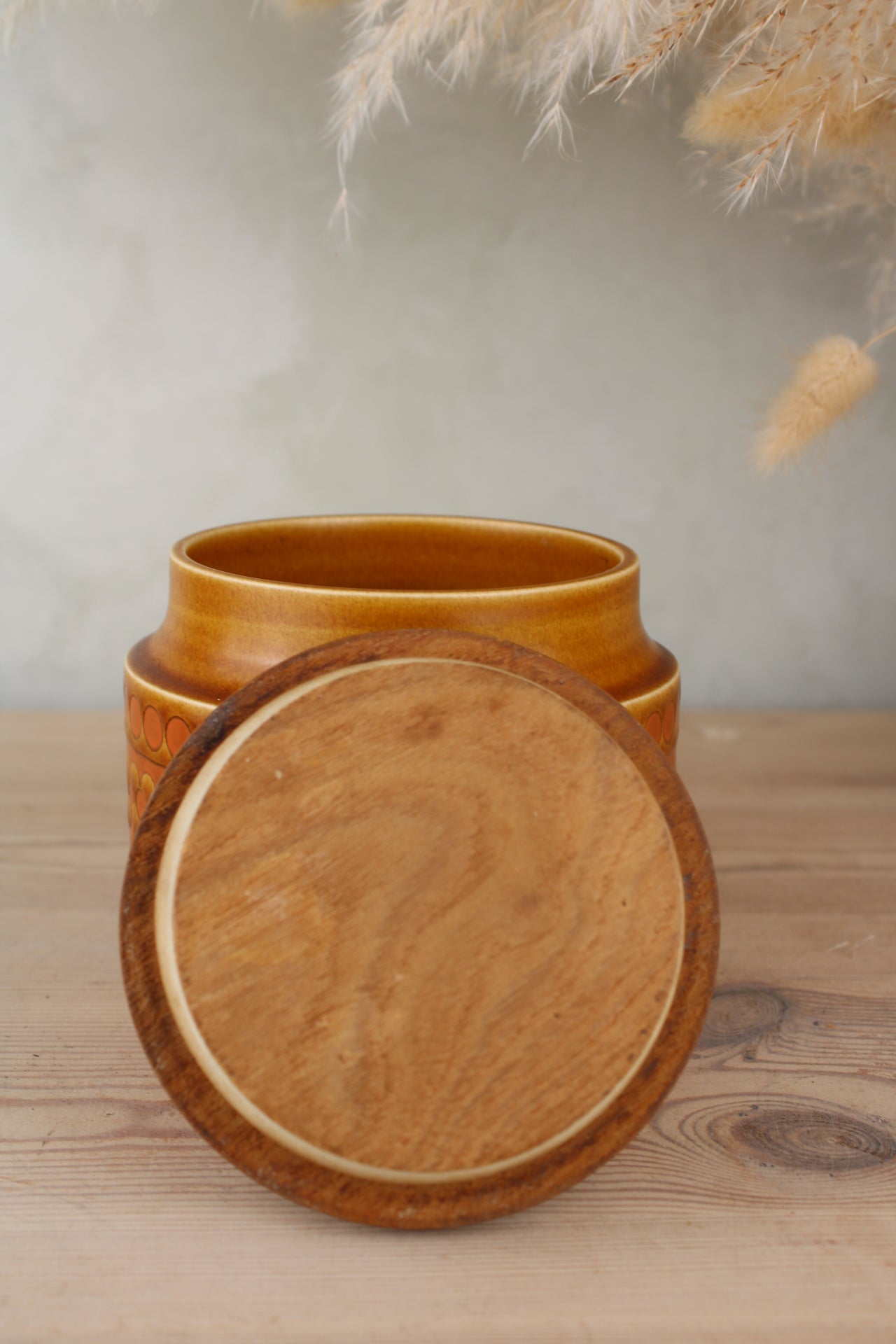 Hornsea Orange Tea Jar with Wooden Lid