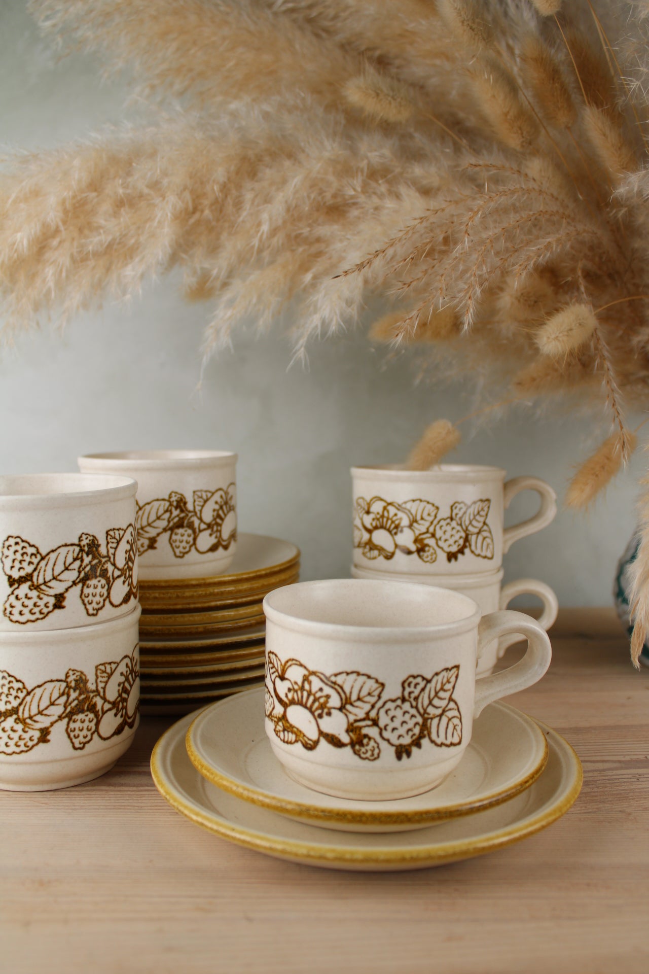 Set of 6 Kiln Craft Trios Teacup Set