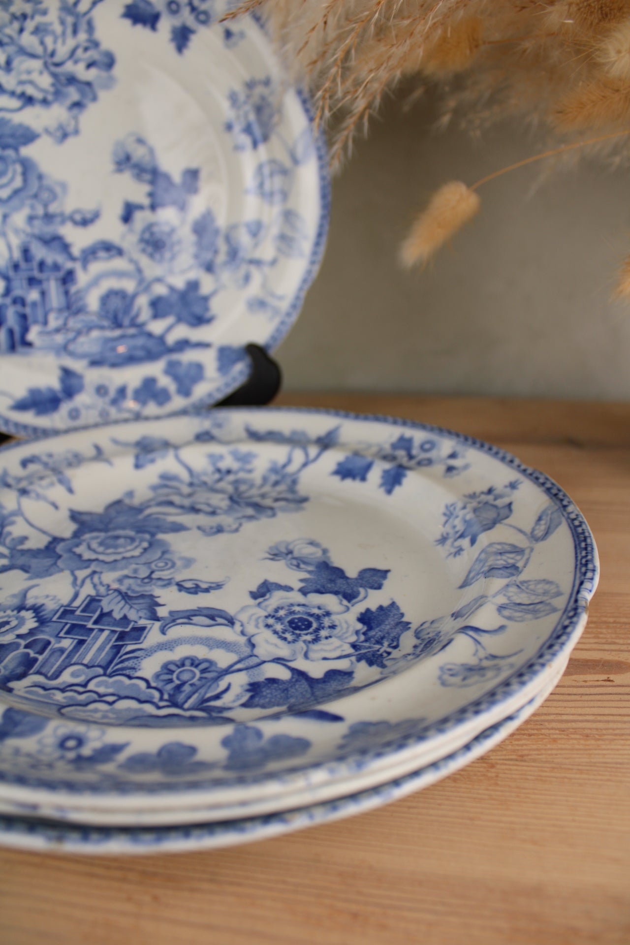 Set of 4 India Flowers Blue and White Plates
