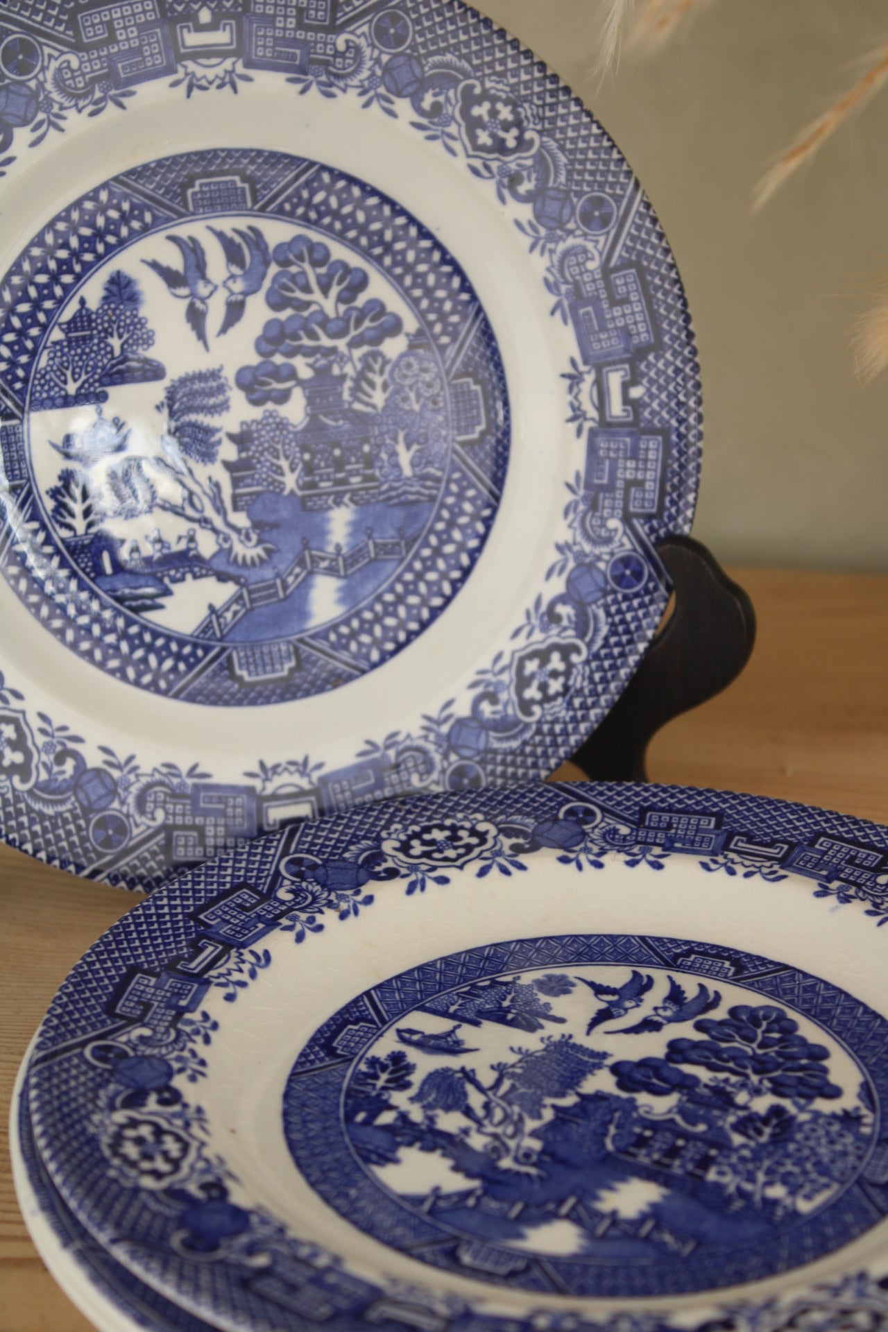 Set of 4 Mismatch Old Willow Side Plates