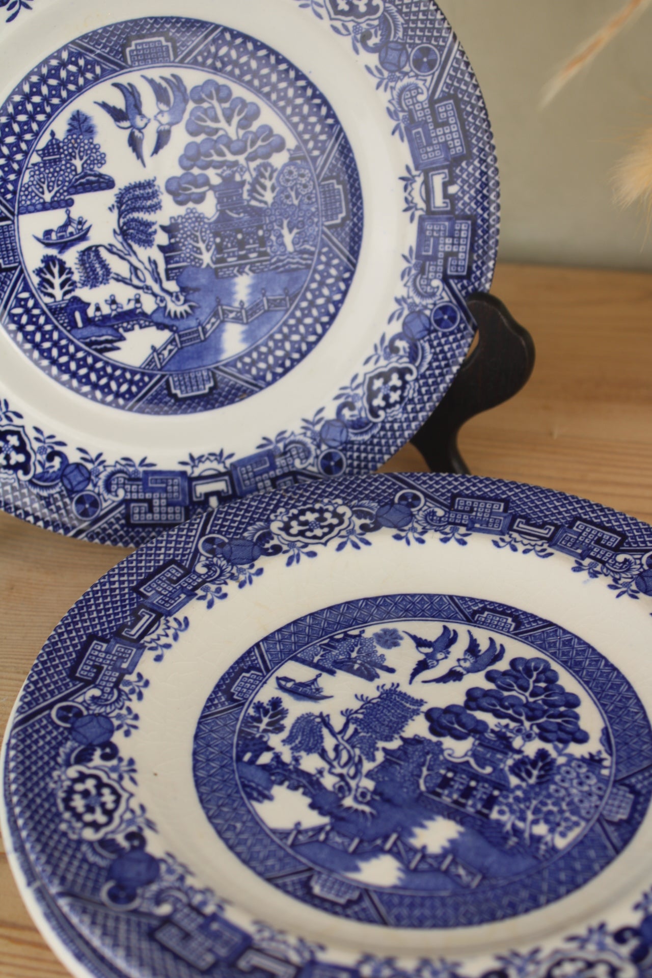 Set of 4 Mismatch Old Willow Side Plates