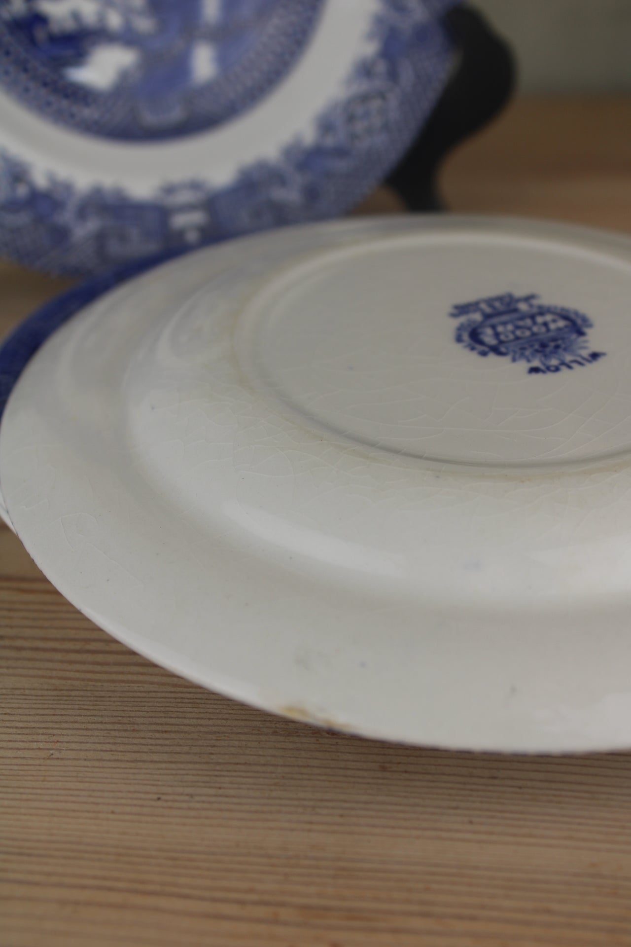 Set of 4 Mismatch Old Willow Side Plates