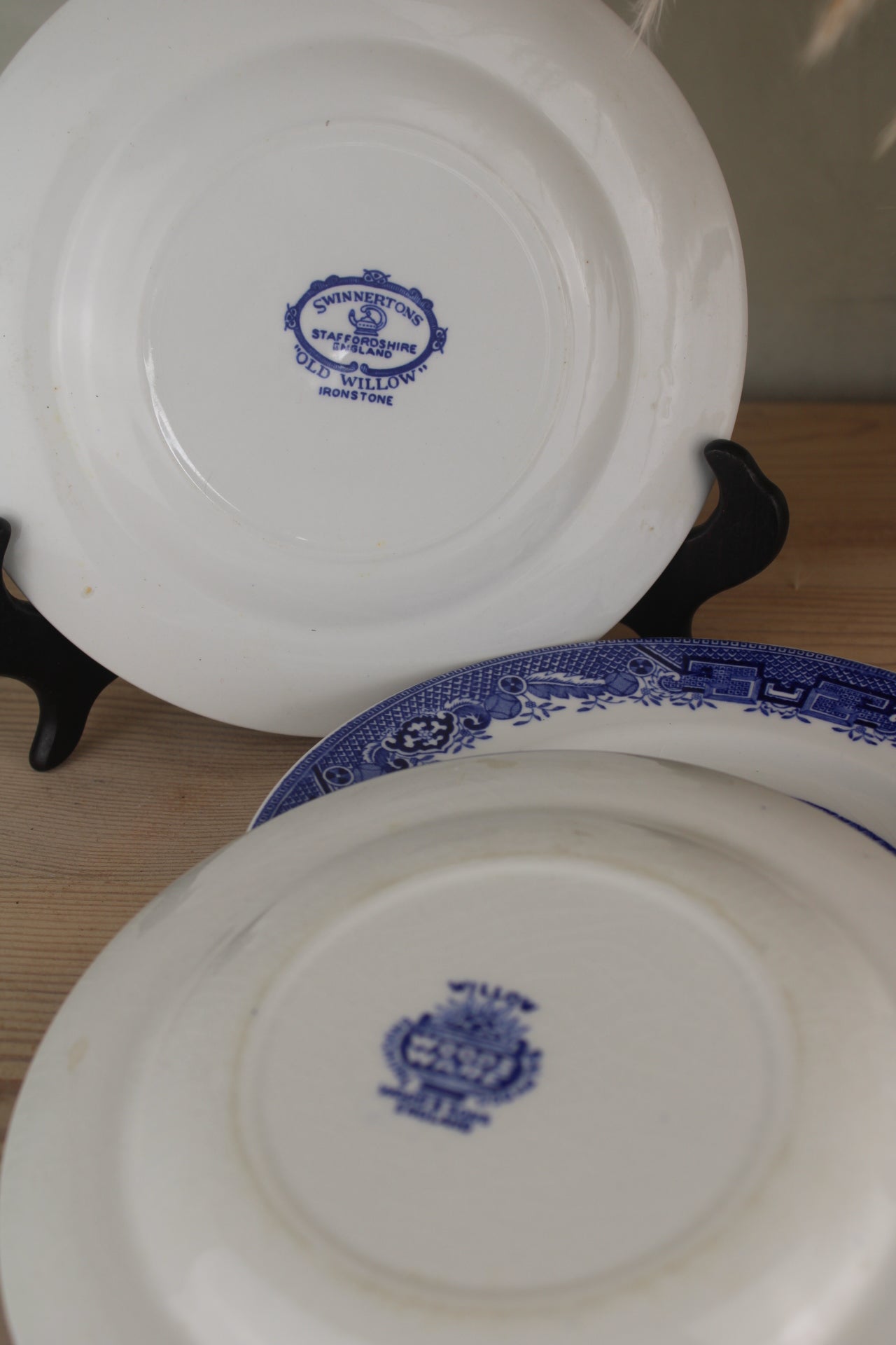 Set of 4 Mismatch Old Willow Side Plates