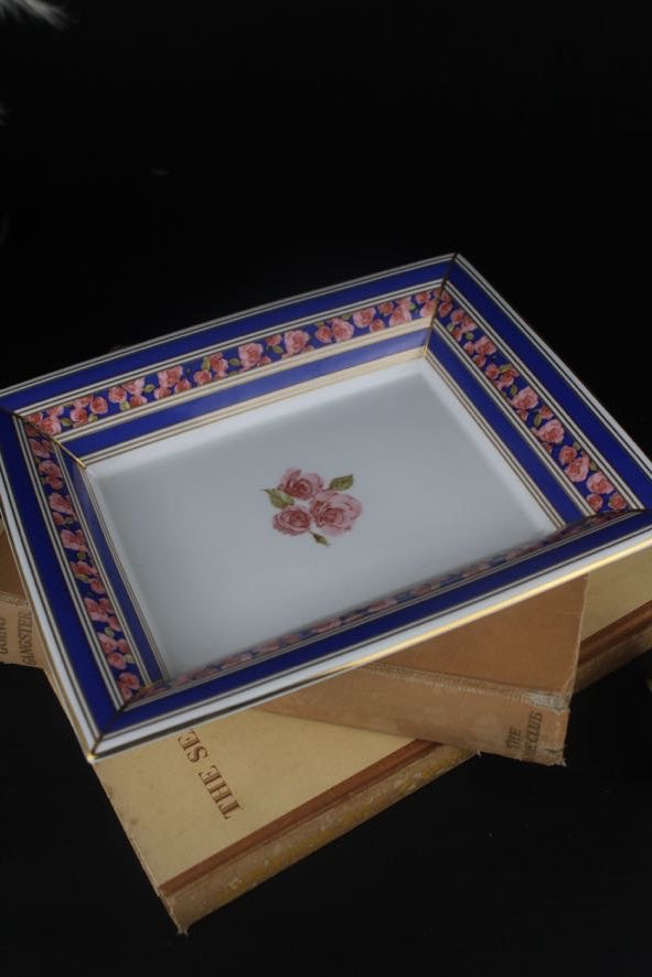 Wedgewood 'Friend for Life' Rose Rectangle Dish
