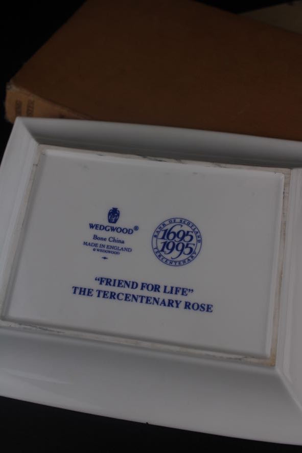 Wedgewood 'Friend for Life' Rose Rectangle Dish