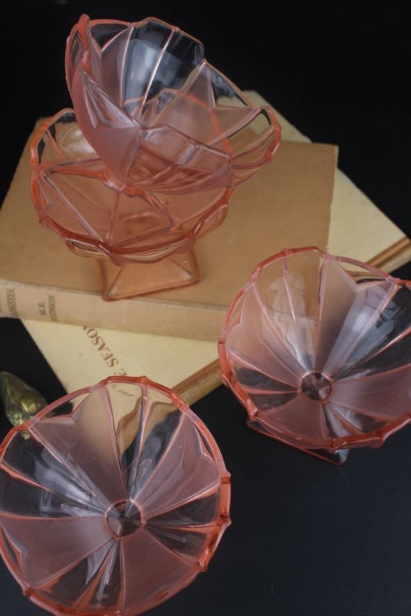 Set of 4 Pink Glass Sundae Bowls