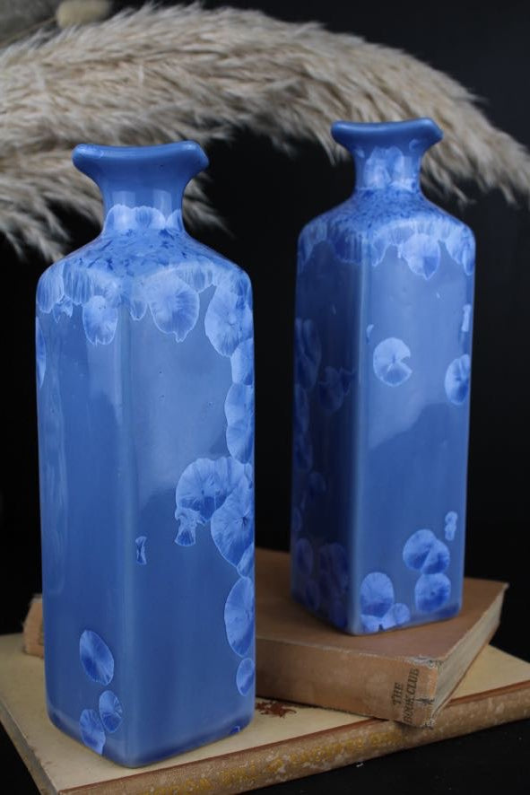 Cornflower Blue Chinese Vase with Crystalline Glaze 1970s