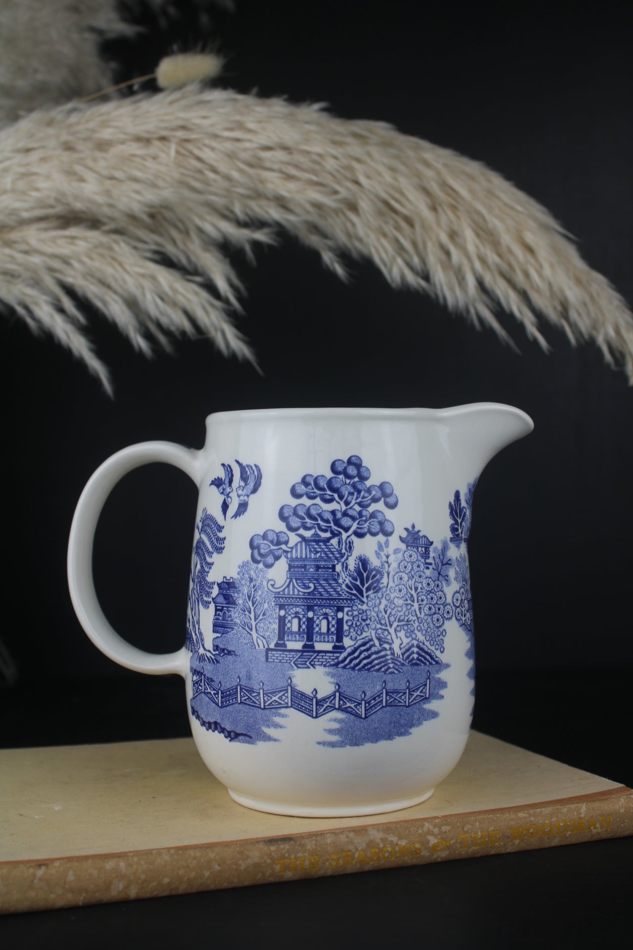 Sadler Blue and White Old Willow Jug