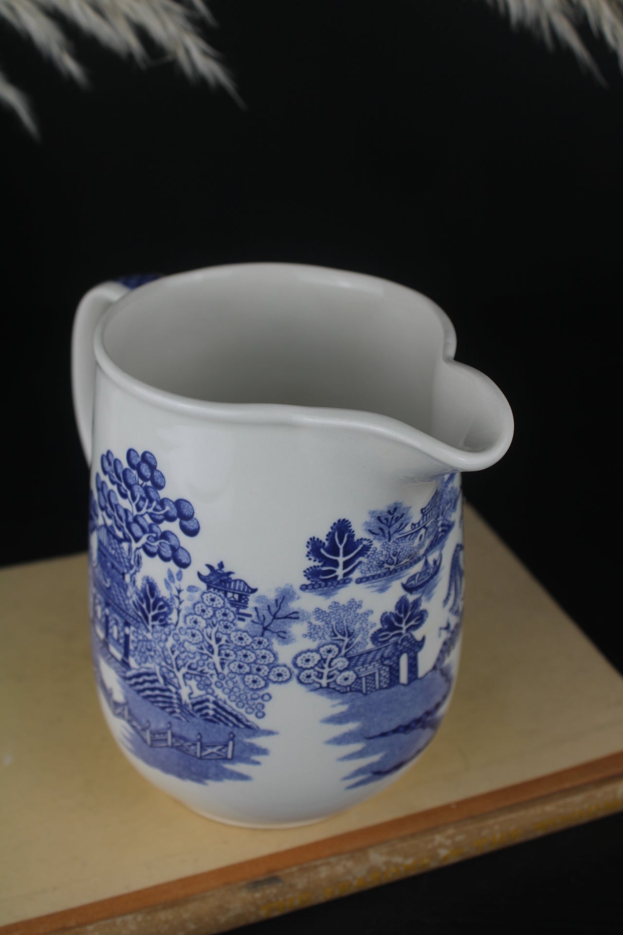 Sadler Blue and White Old Willow Jug