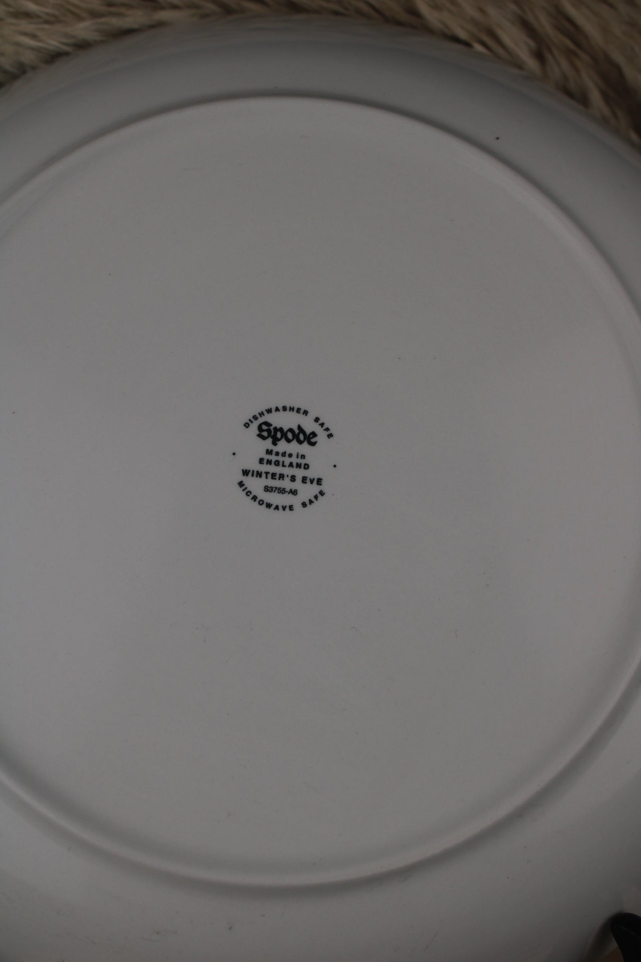 Spode Winters Eve Pink and White Bowl