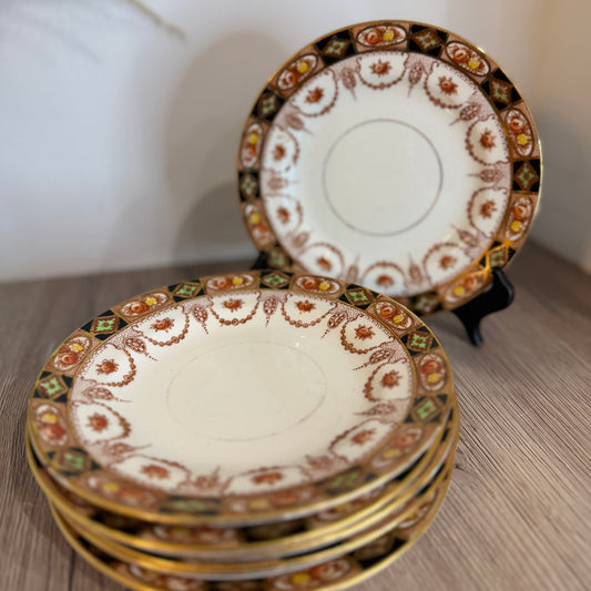 Set of 6 Royal Albert Vintage Plates