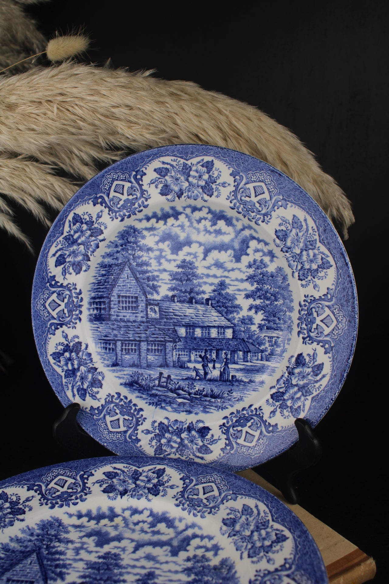 Set of 4 Old Inn Series Ironstone Blue and White Plates
