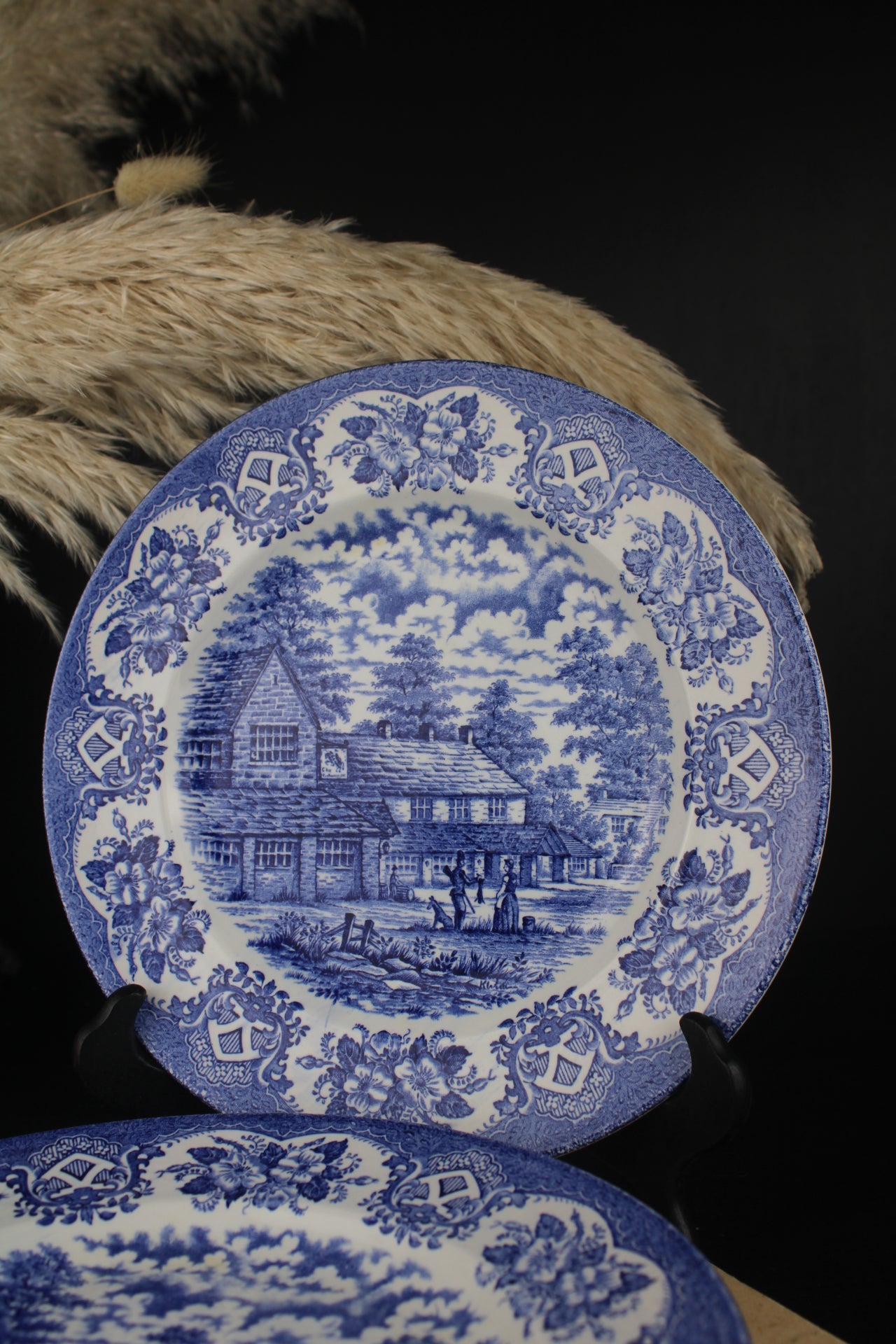 Set of 4 Old Inn Series Ironstone Blue and White Plates