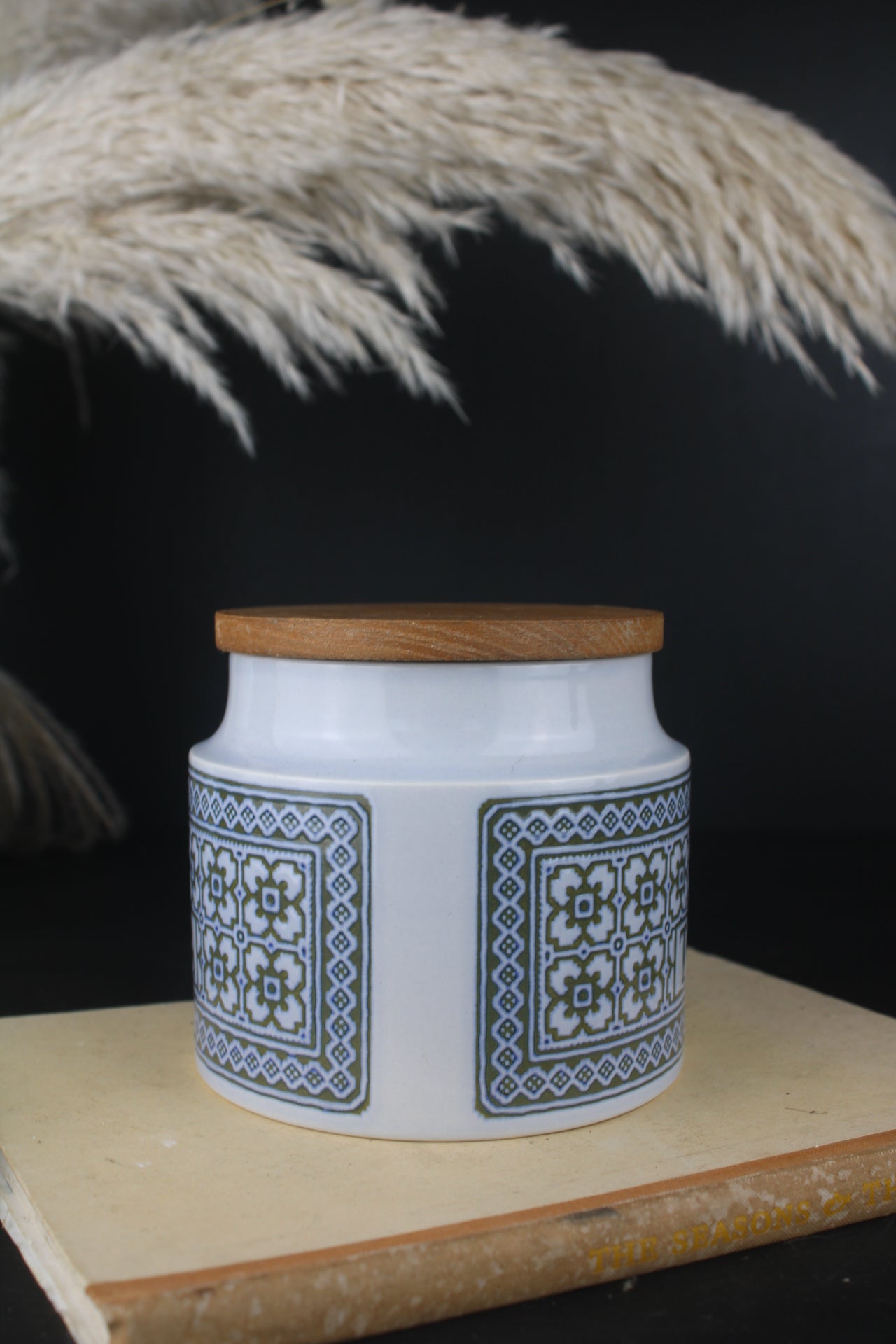 Hornsey Tapestry Tea Jar Container
