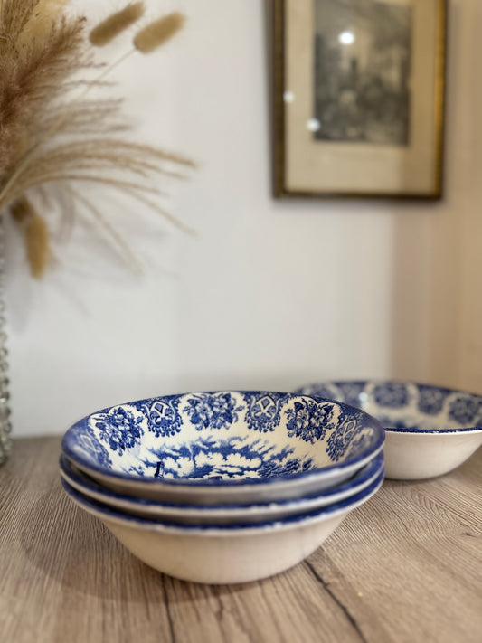 Set of 4 Ironstone Old Inns Series Blue and White Bowls