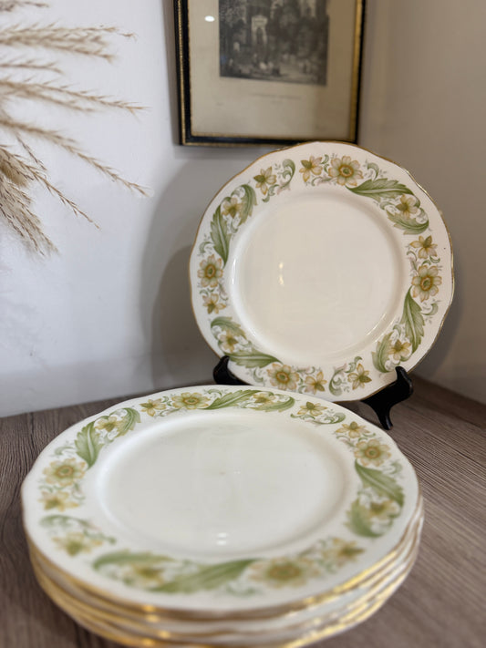 Set of 6 Duchess Floral Green Sleeves Large Side Plates