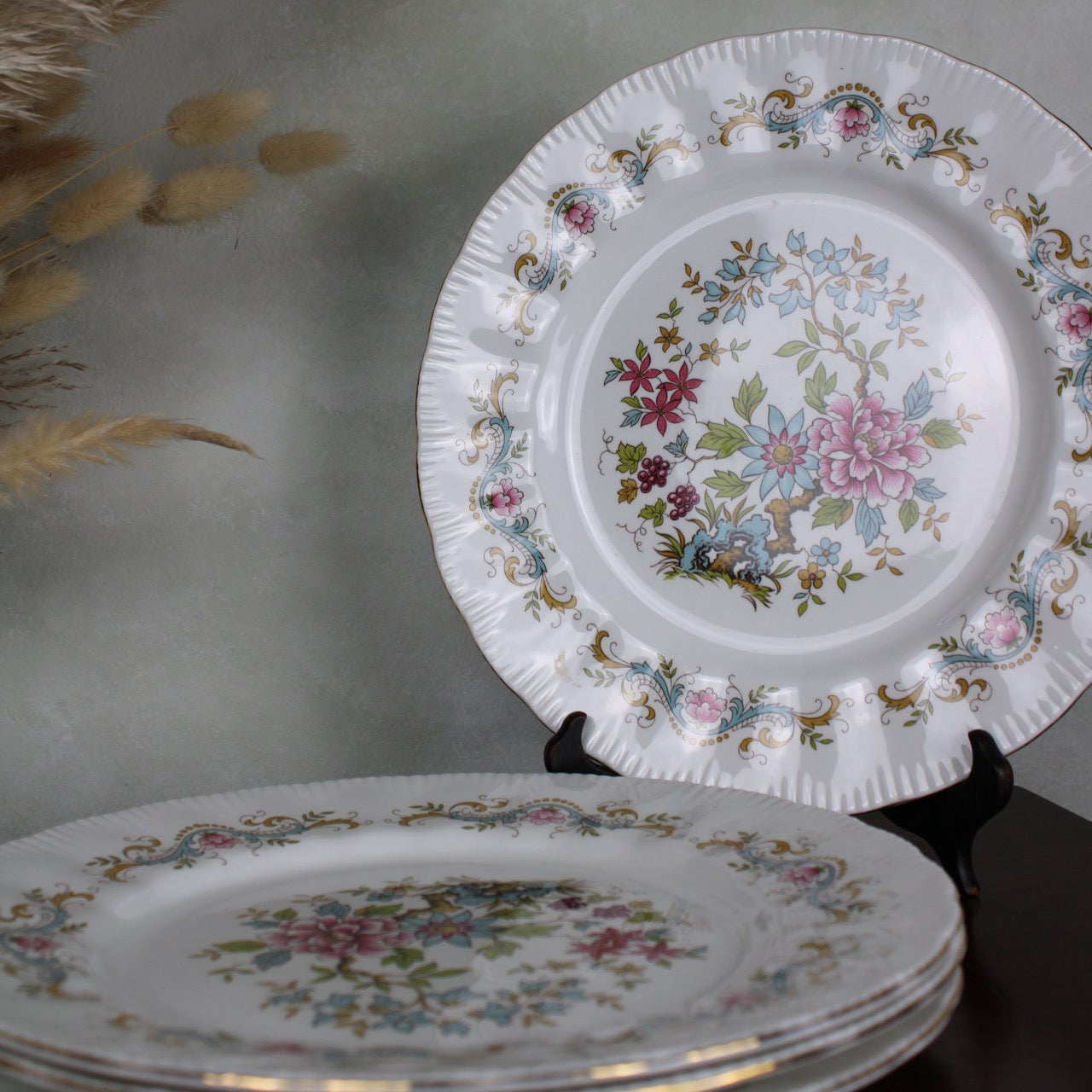 Set of 4 Royal Standard Mandarin Dinner Plates