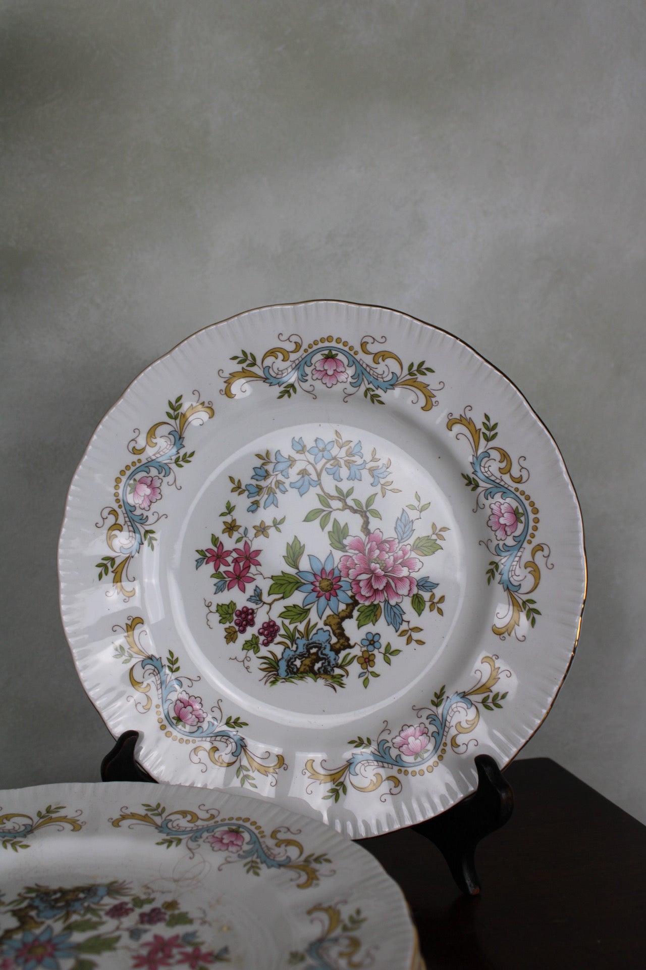 Set of 6 Royal Standard Mandarin Large Side Plates