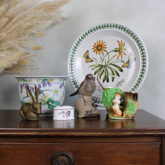 Vintage Mystery Style Box