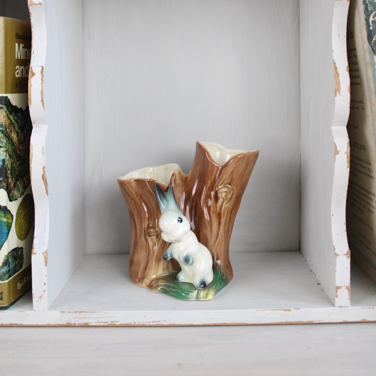 Hornsea Eastgate 571 Rabbit Bunny Figurine