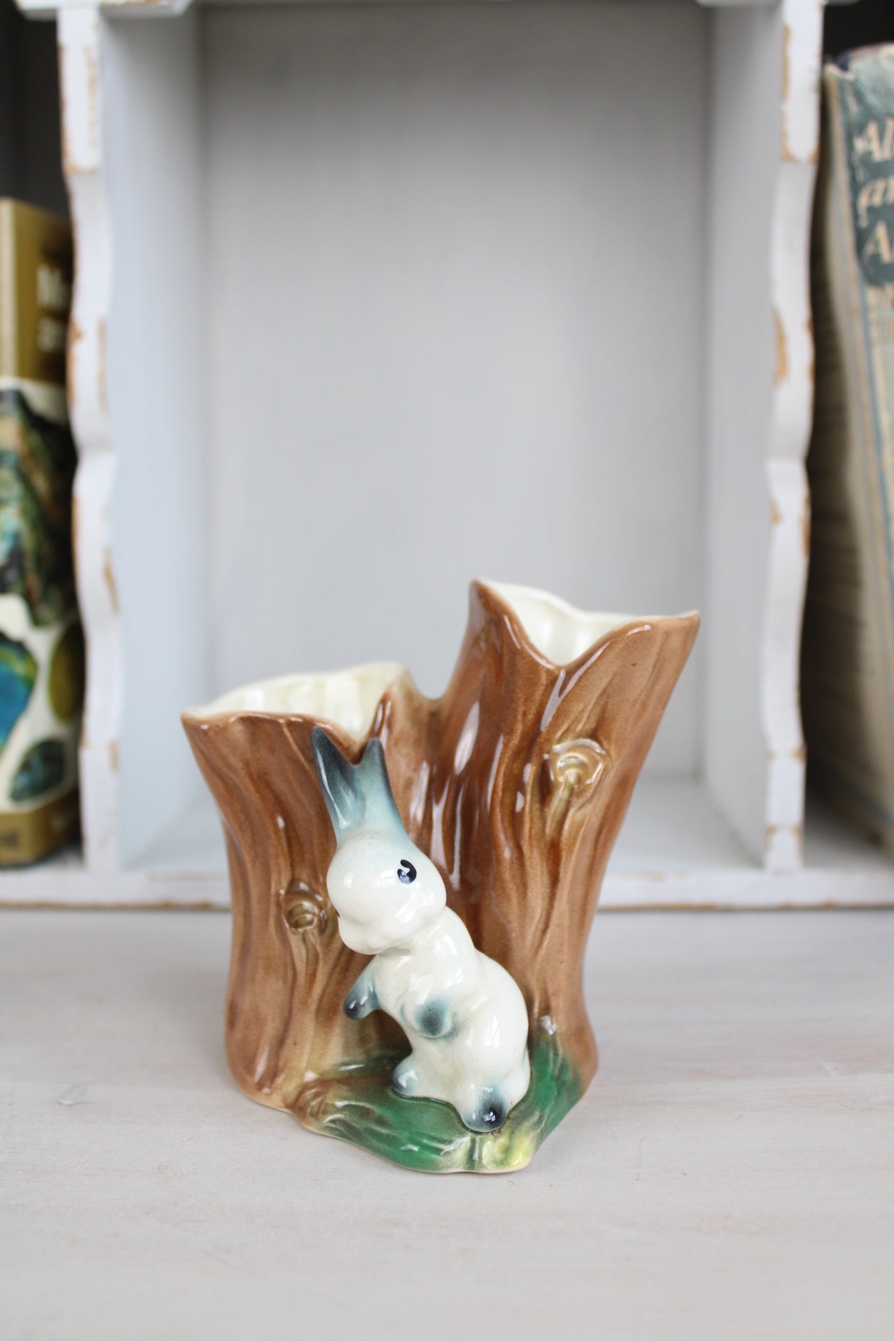 Hornsea Eastgate 571 Rabbit Bunny Figurine
